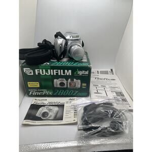 Fujifilm FinePix 2800 Zoom 2.0MP Digital Camera 6x Optical Zoom Parts Only